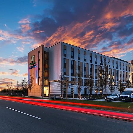 Holiday Inn Express - Bicester By Ihg Exterior photo